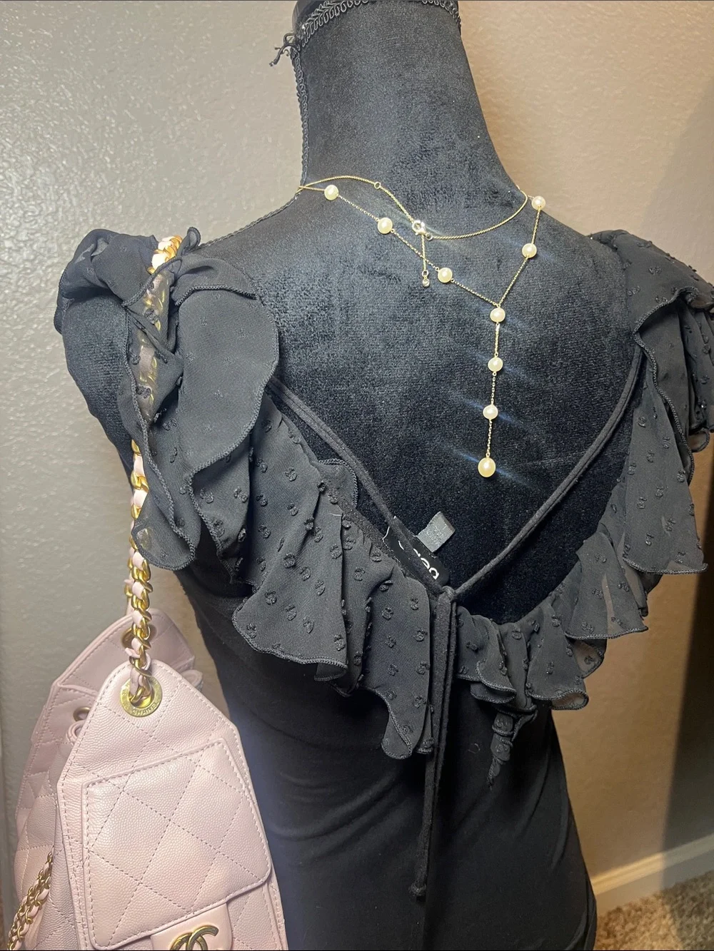 bebe Black Ruffled Detail Top - Picture 4 of 4